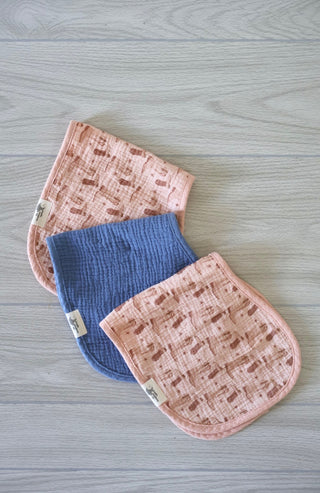 Organic Cotton Burp Cloth Set- Brown Cowboy Boot Print
