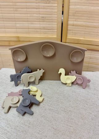 Farm Silicone Suction Bath Time Play Set